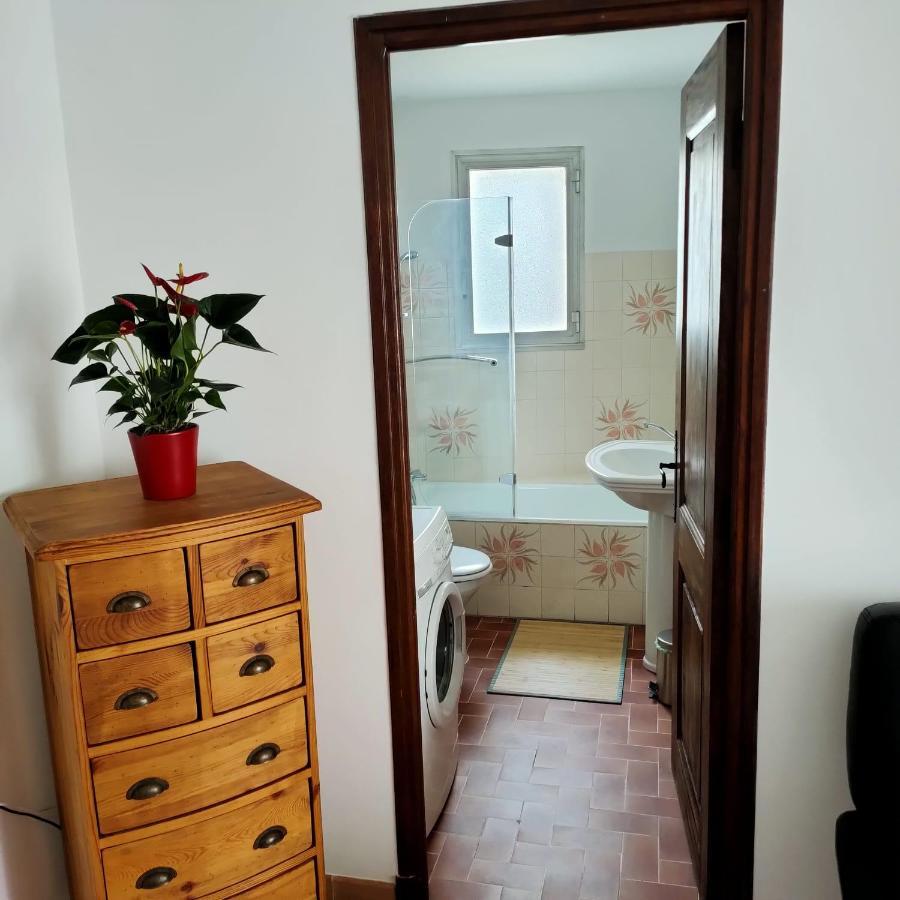 Charmant Appartement Au Coeur Du Village Tourrettes-sur-Loup Kültér fotó