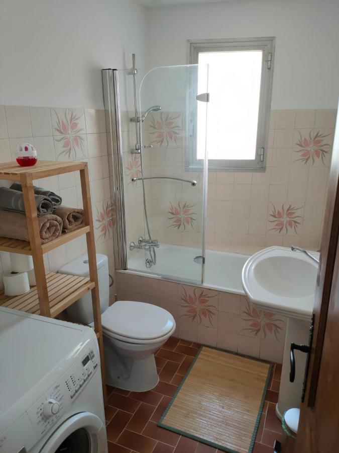 Charmant Appartement Au Coeur Du Village Tourrettes-sur-Loup Kültér fotó